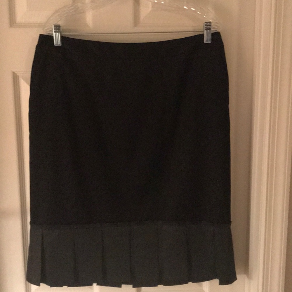 Simply Vera Wang black skirt